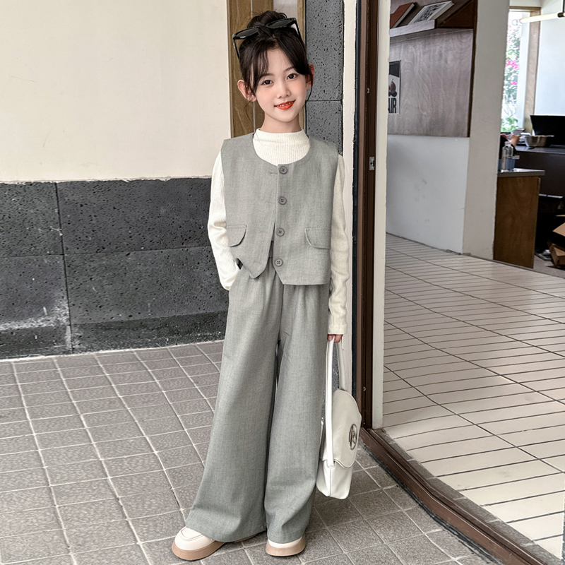 女童套装2025新款时髦洋气春装儿童中大童秋季马甲西装三件套薄