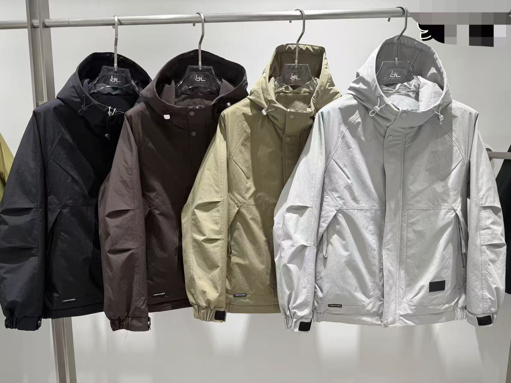 男棉服时尚休闲连帽宽松户外运动防风情侣