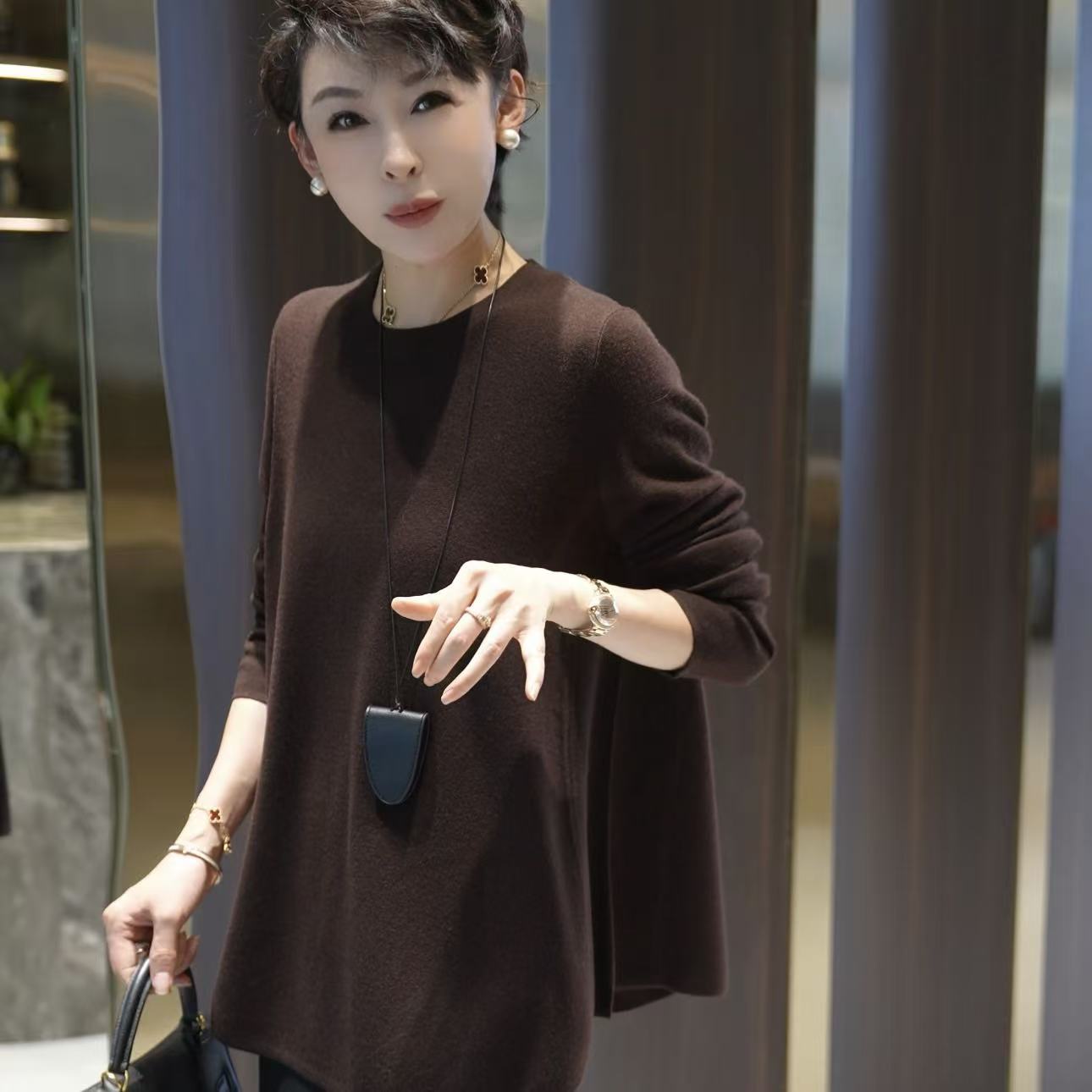 少女风圆领长袖纯色T恤百搭套头针织衫MG8295