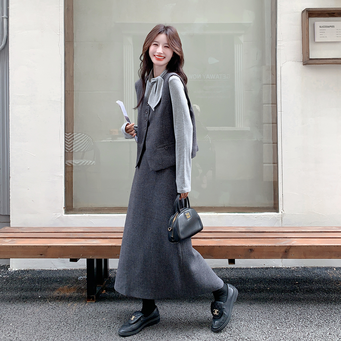 韩系轻熟风简约大方穿搭女2025新款秋季灰色上衣马甲半身裙三件套