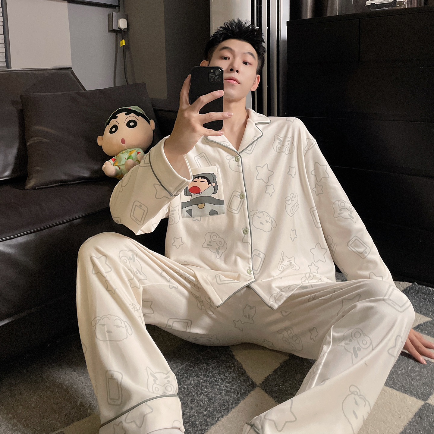 日系蜡笔小新睡衣男士春秋冬季长袖德绒保暖新款卡通青年家居服秋