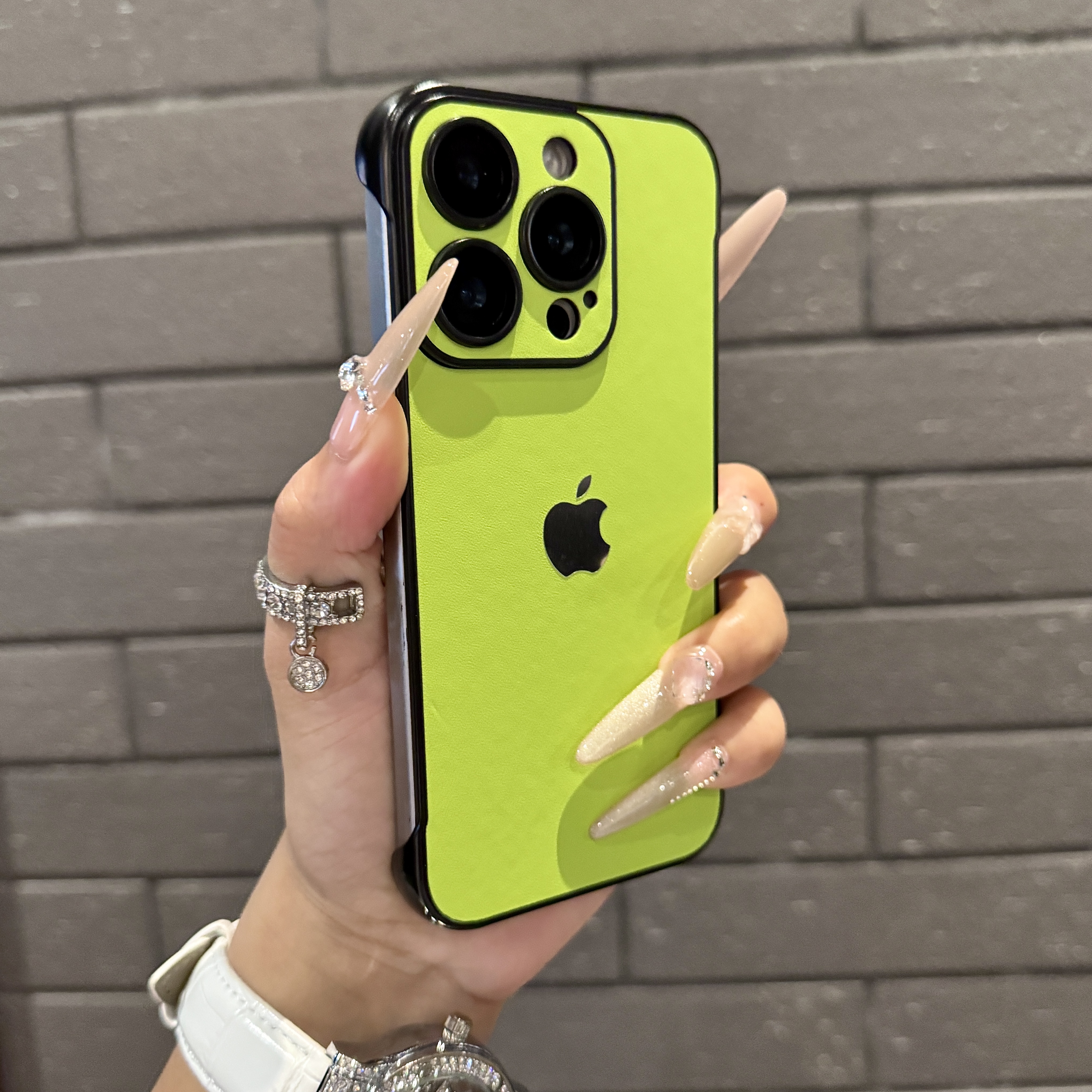 带镜头膜适用苹果16promax手机壳纯色15皮质iPhone13/14/12防摔11