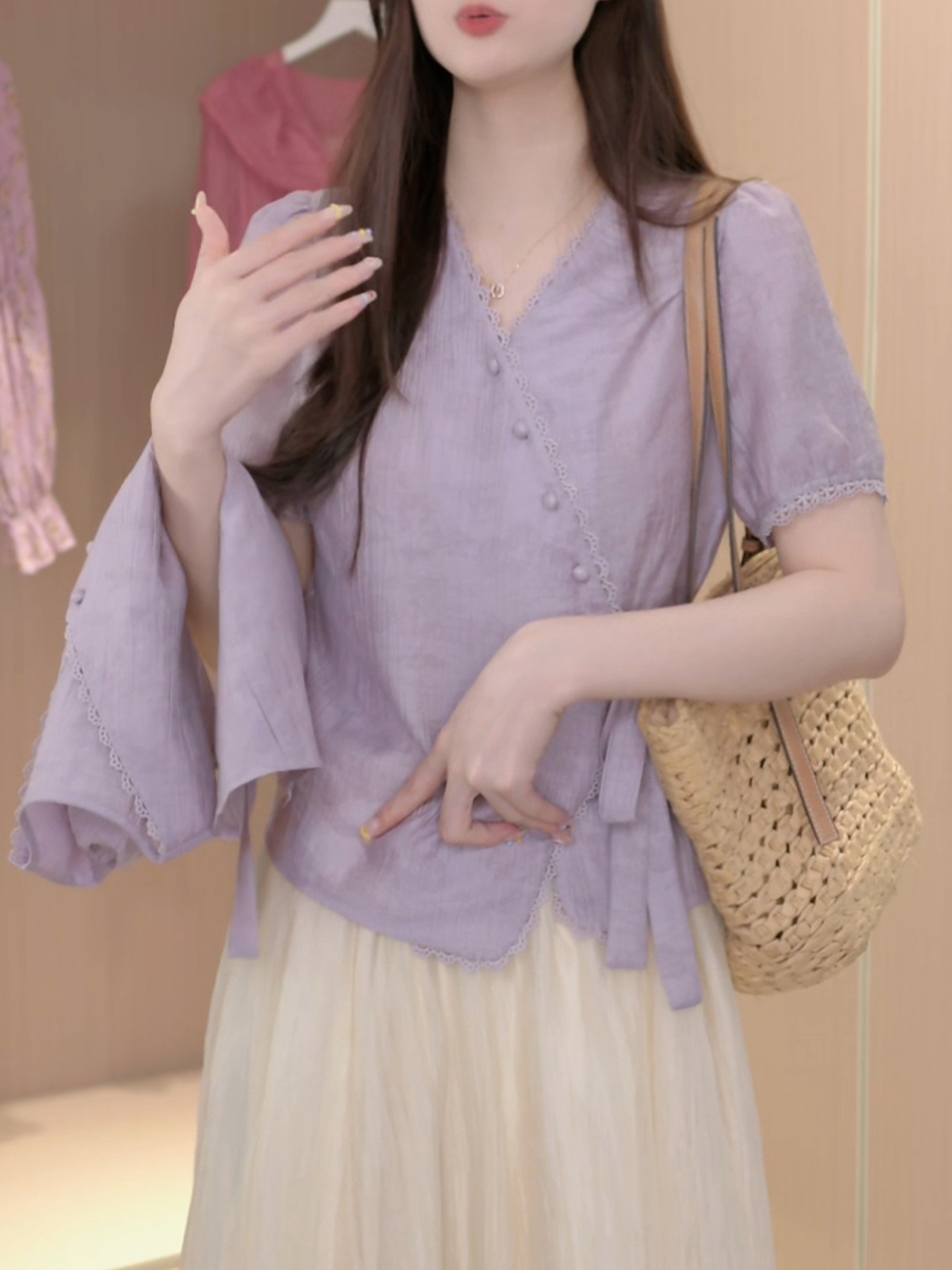 浅紫色蕾丝边舒适绑带V领短袖衬衫女2025夏季新款设计感收腰上衣