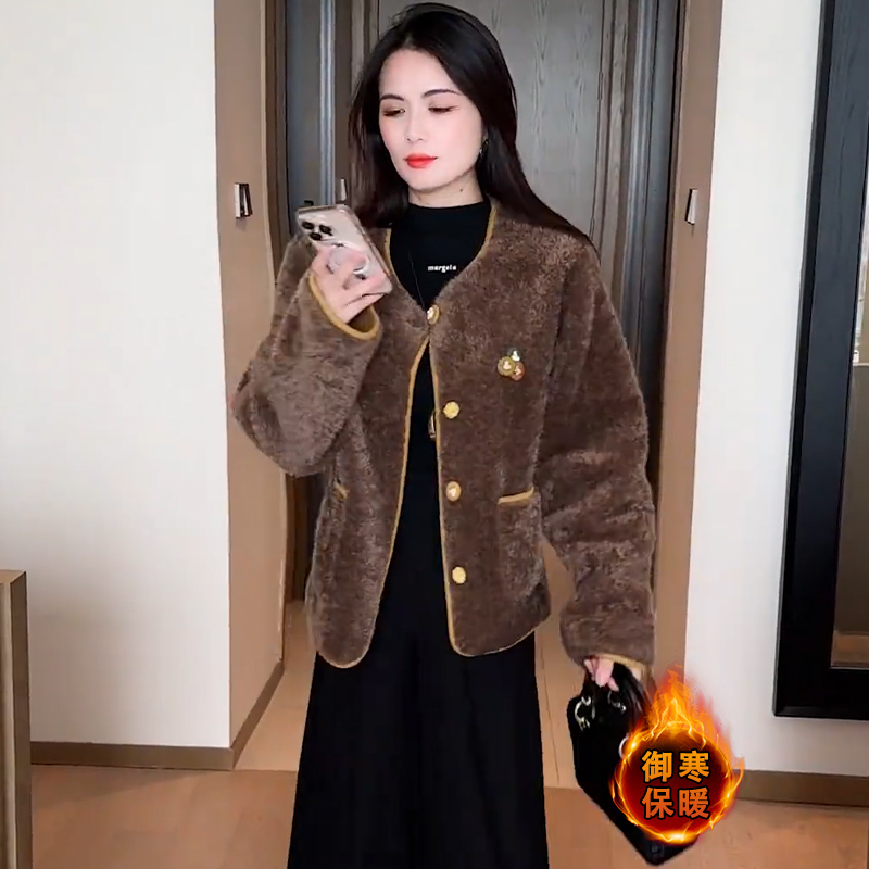 时尚皮毛一体短款外套女2025冬季新款宽松显瘦加厚保暖毛毛上衣潮