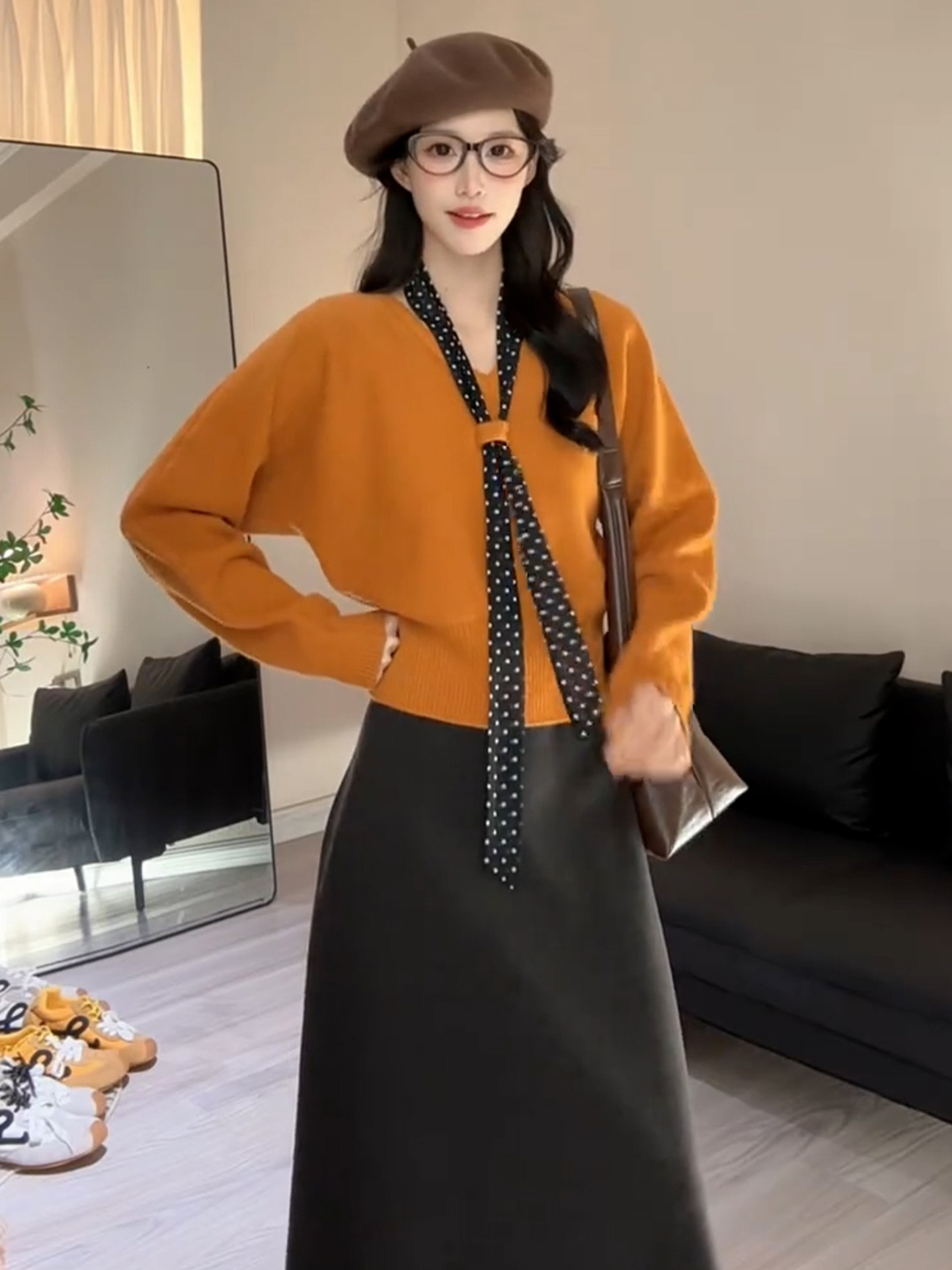 橘色温柔风韩系波点丝巾V领套头针织衫毛衣女秋冬新款百搭短上衣