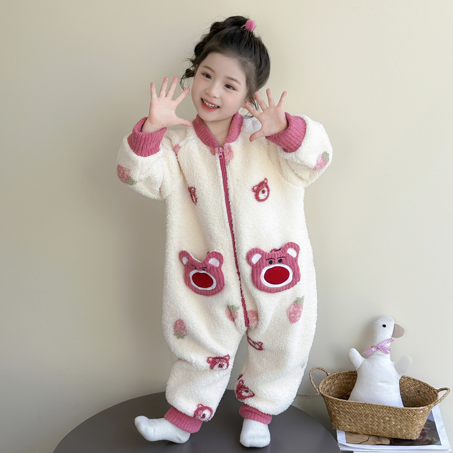 宝宝连体睡衣冬季加厚奥粒绒女孩防踢被保暖睡袋儿童如厕版爬爬服