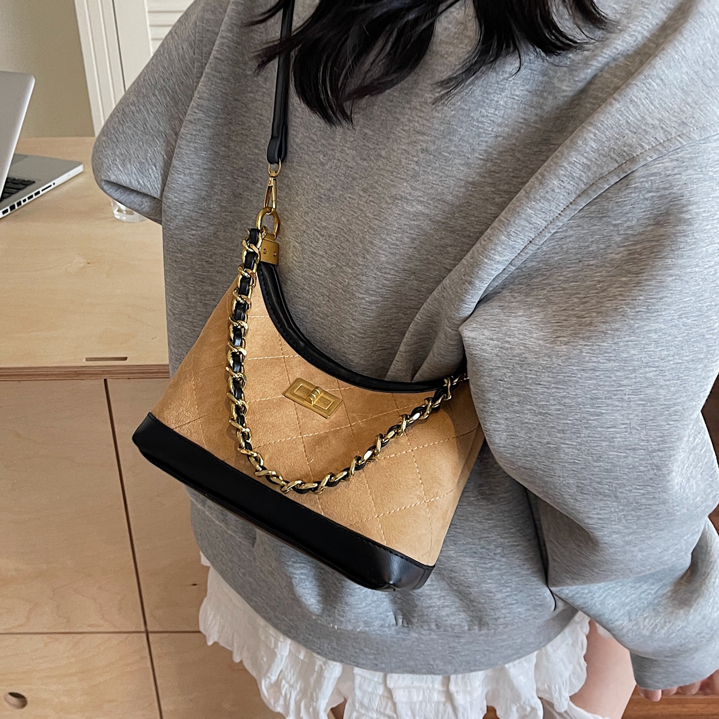 小香风菱格链条包女2025新款高级感通勤单肩腋下月牙包百搭斜挎包