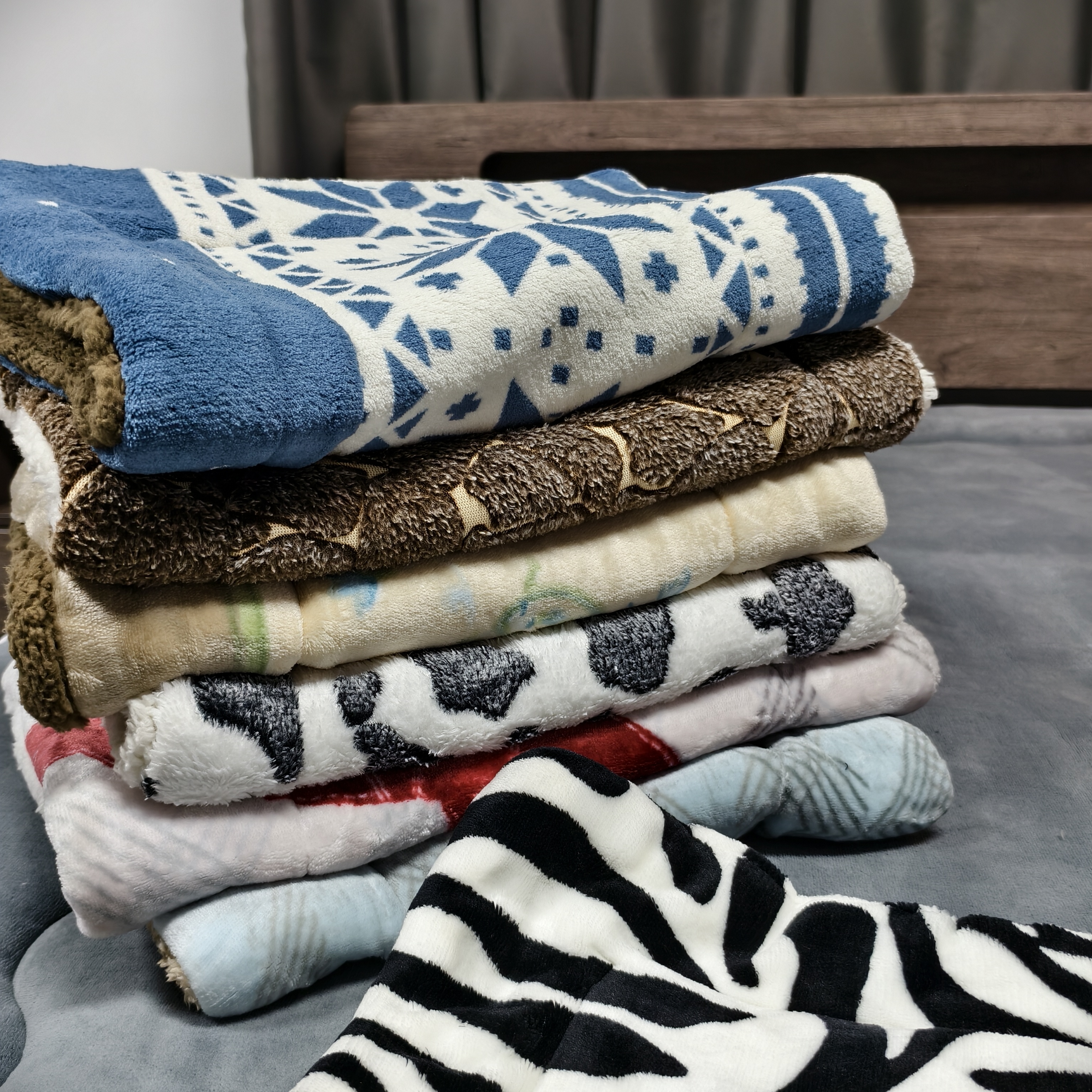 40*60cm枕巾加厚亲肤柔软随机颜色一个枕套可当宠物垫子加厚