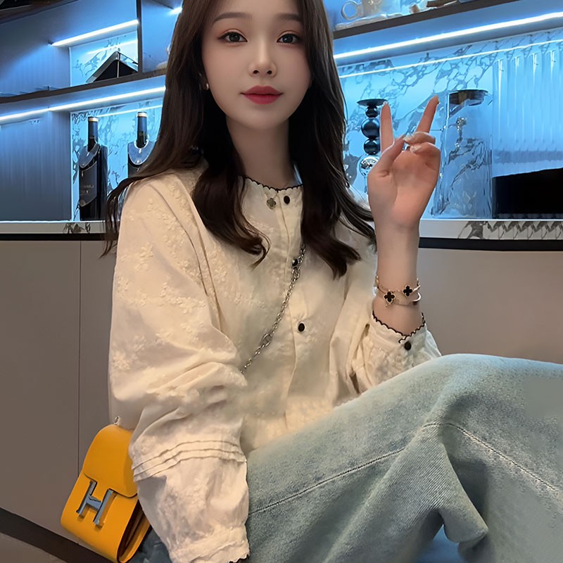 刺绣常规款长袖圆领纽扣法式衬衫衬衣洋气宽松气质上衣秋季春季