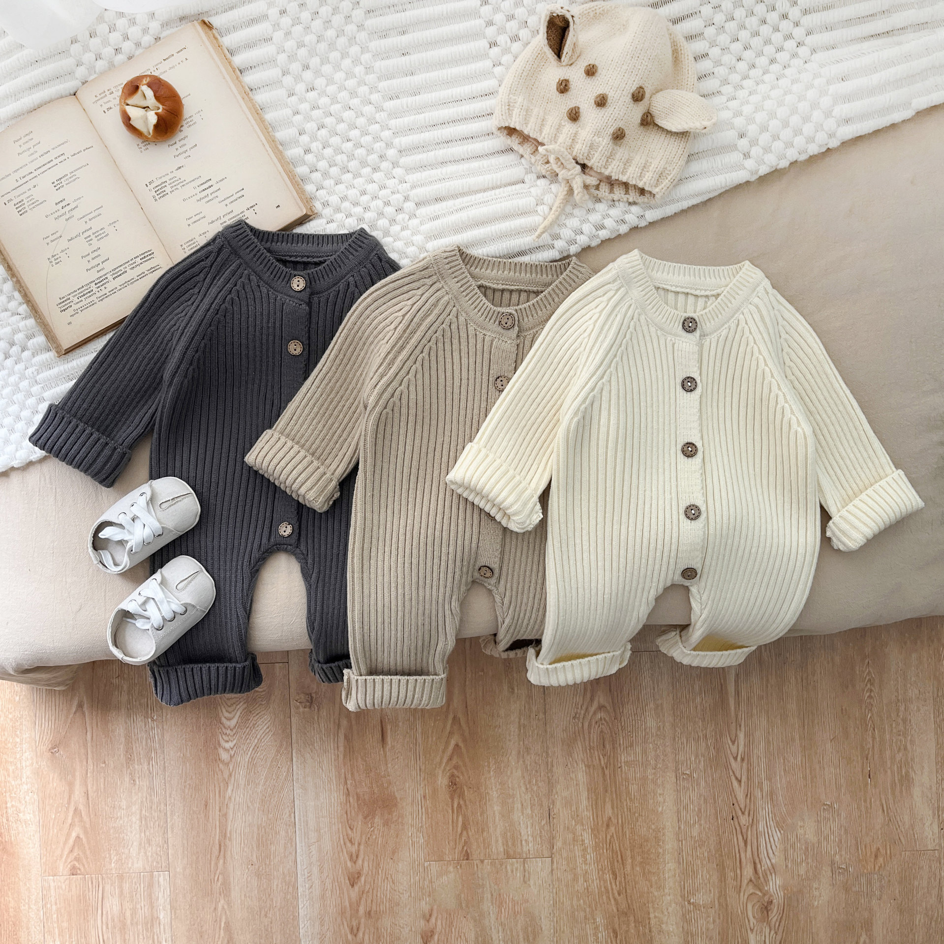 【高品质】巴拉拉ins新生婴儿儿衣服春装洋气百搭婴童纯色针织爬服