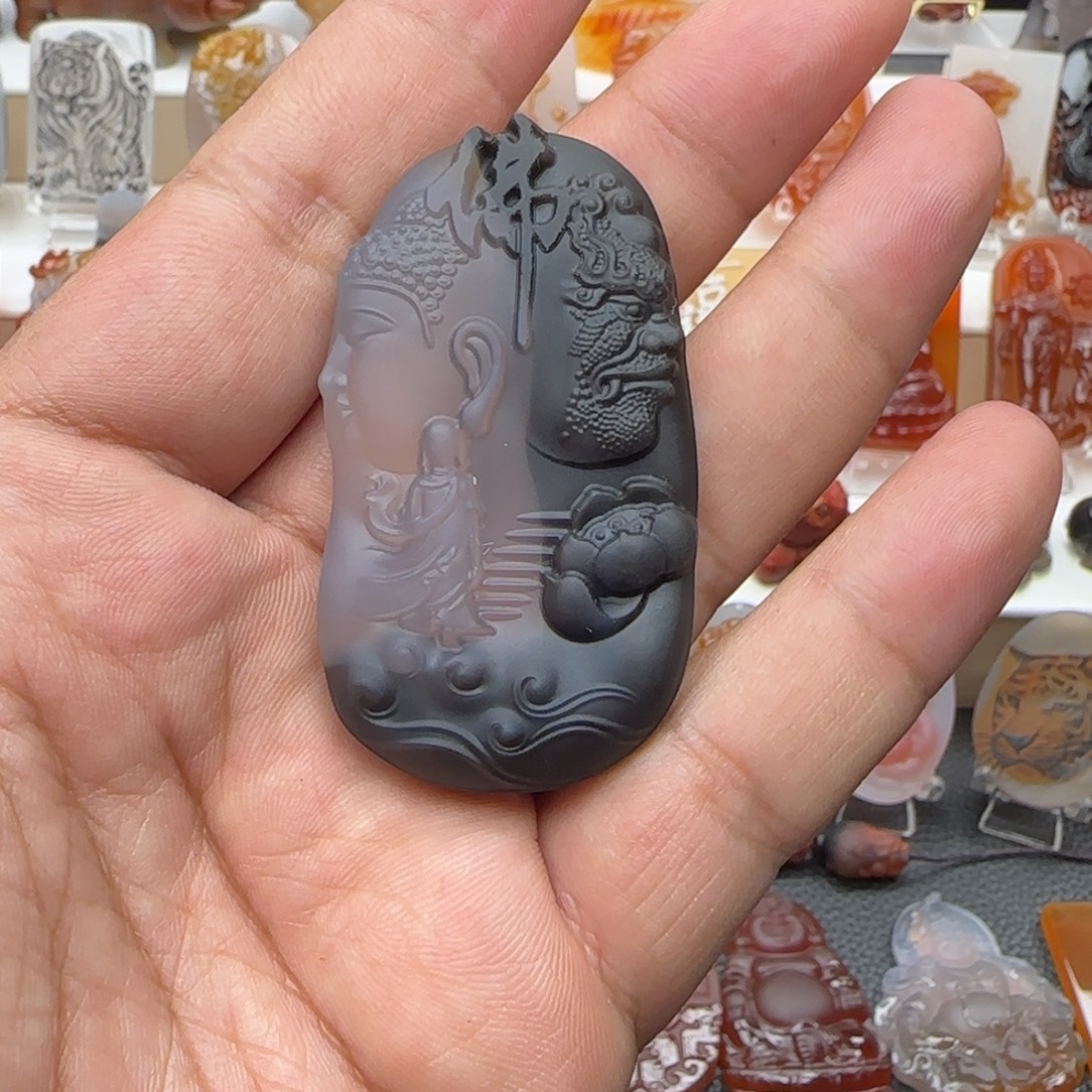 新***）未镶嵌颈饰玛瑙/玉髓