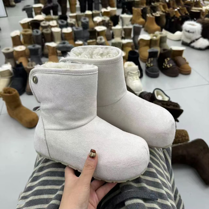 2025冬季新款磨砂皮内增高复古马丁靴女加绒保暖丑萌大头雪地棉靴