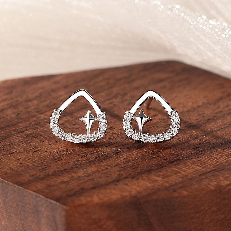 925银耳饰 新款三角形星星耳钉女百搭时尚简约个性高级感小众气质