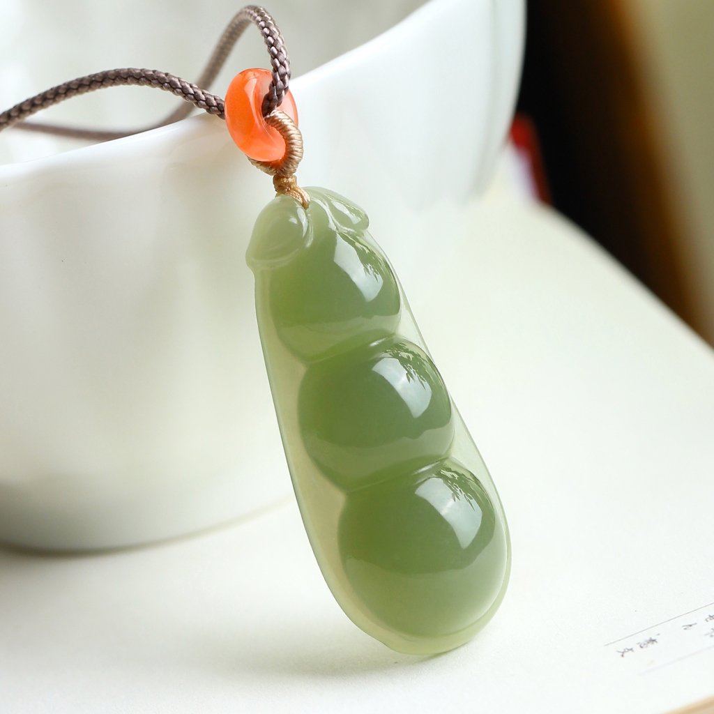 真品和田玉吊坠福豆子四季豆编绳高端女款项链晴水饱满连中三元