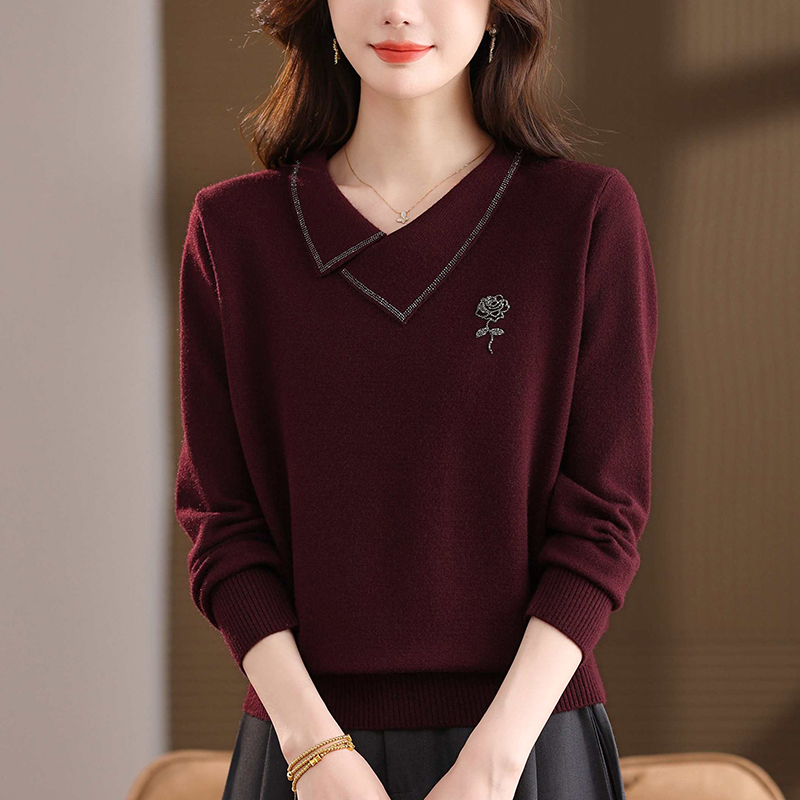 别致洋气春秋大码女装针织衫宽松遮肚子显瘦秋冬时尚翻领打底毛衣