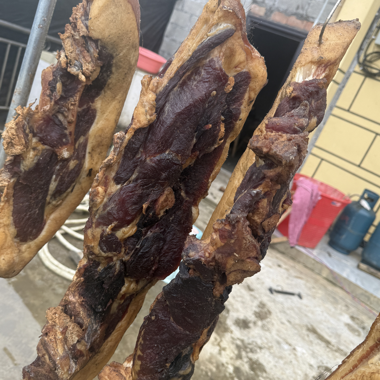 云南高山，风干腊肉，五花肉，排骨