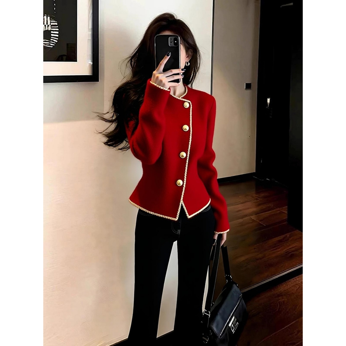 今年流行漂亮独特超好看绝美上衣高级感轻奢减龄洋气红色外套冬季