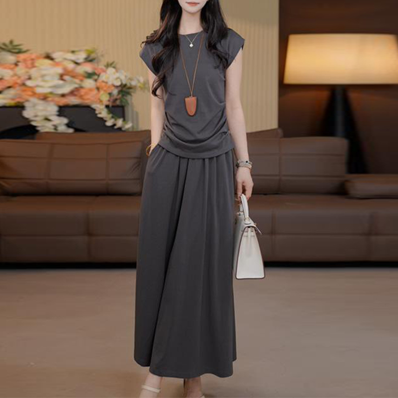 轻奢套装女士夏季新款法式甜美温柔风简约高级感上衣半身裙两件套