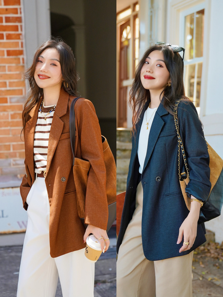 时尚休闲显瘦西装女高端大气上档次高级感外套2025秋冬新款配腰带