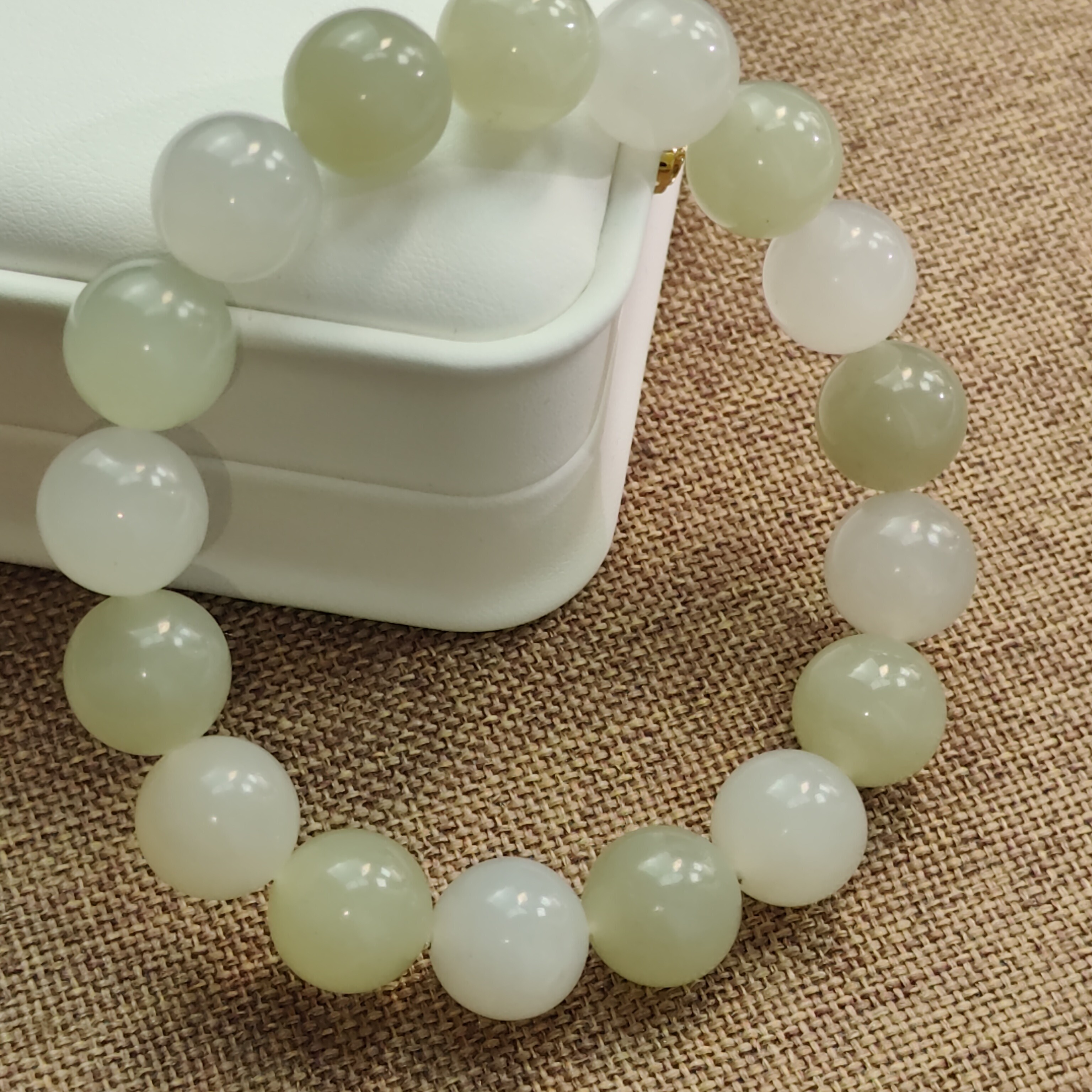 和田玉多宝渐变手串晴水绿白玉手串手链渐变色