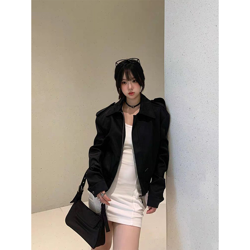 高街辣妹立领黑色阔肩夹克上衣女装春秋季设计感机车服百搭外套潮