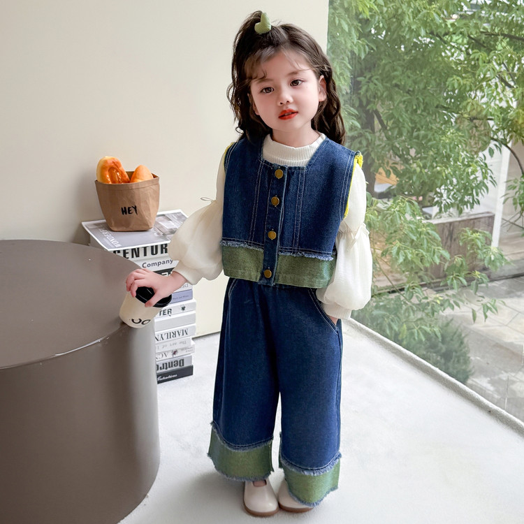 女童套装春秋2025新款儿童秋季洋气时髦女宝宝秋装牛仔马甲三件套