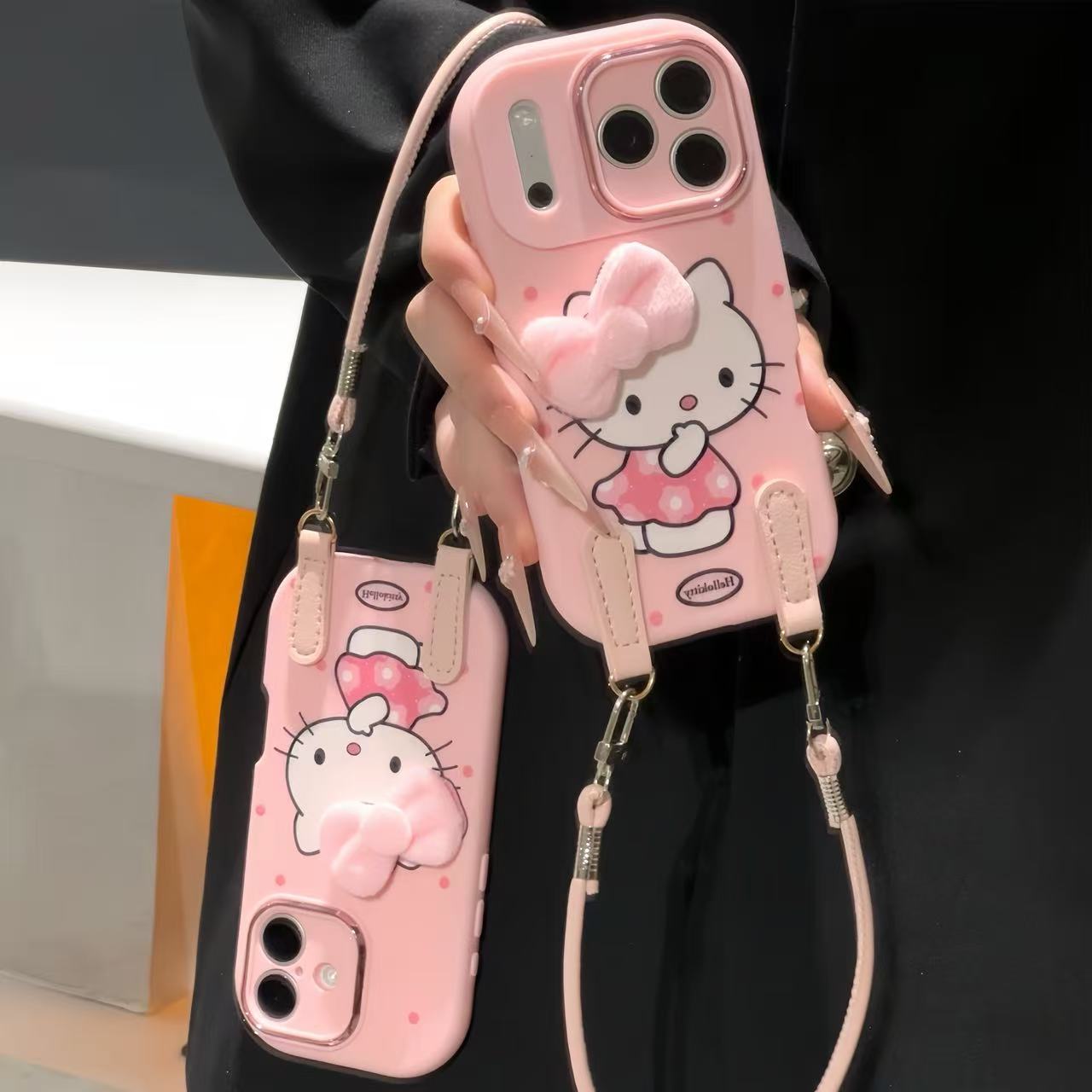 毛绒蝴蝶结KT挂绳适用苹果17手机壳iPhone16华为vivo小米14oppo15