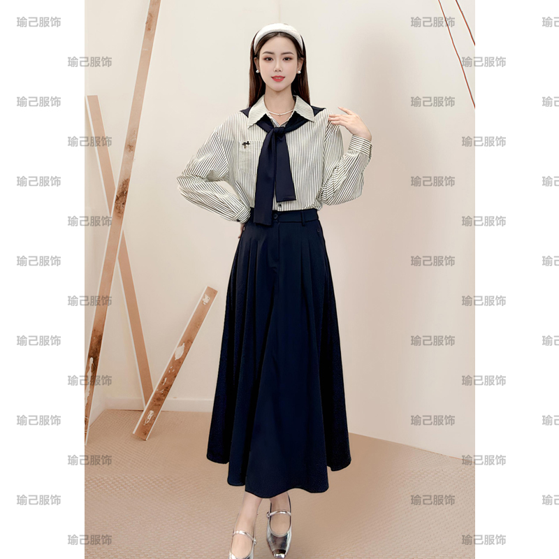 ASY/2025秋季新款通勤气质【小个子】披肩条纹三件套裙