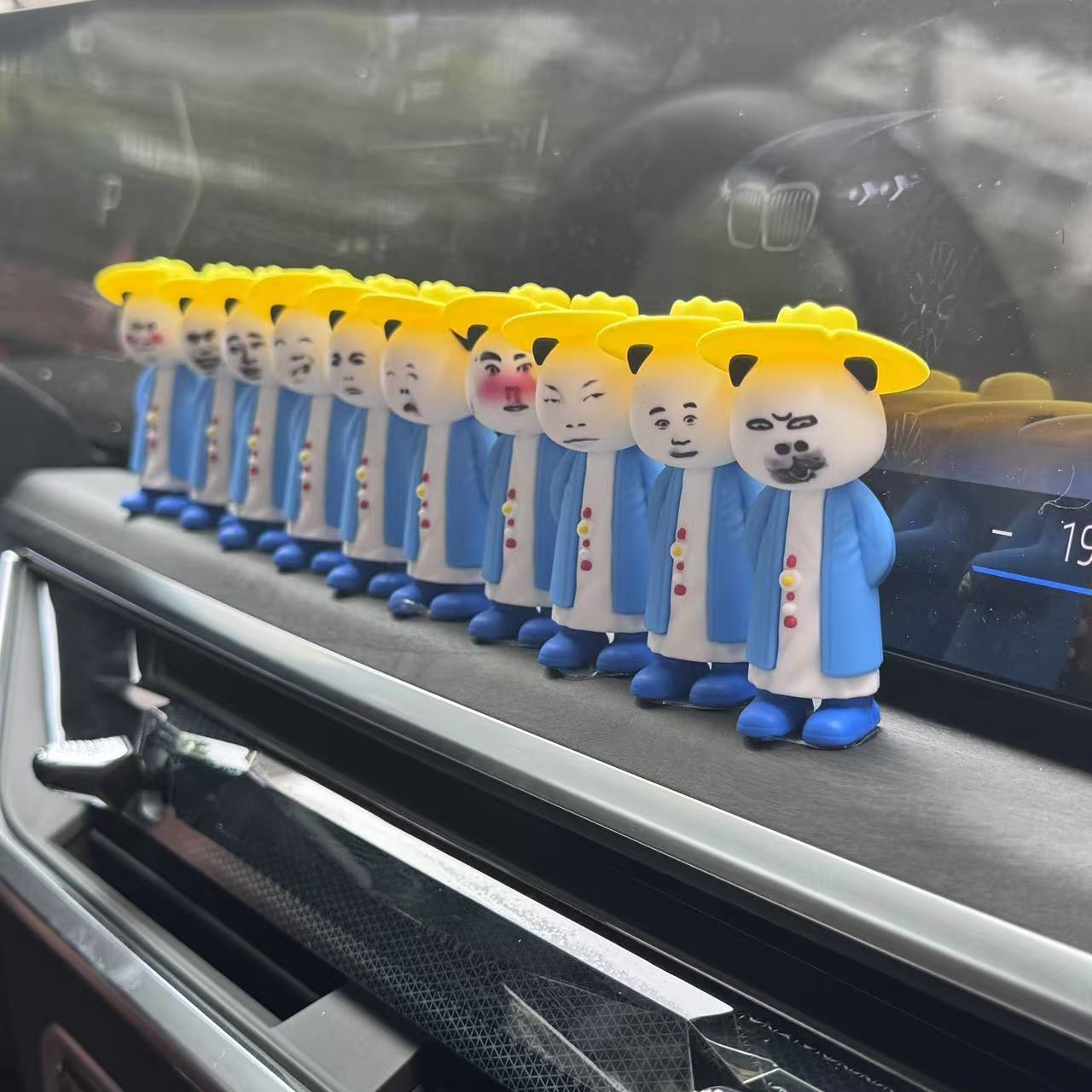 沙雕面摆件公仔玩具生日礼物搞笑玩具网红虾仁手办潮玩