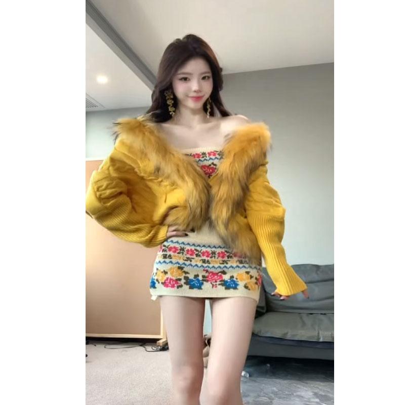 2026秋冬新款复古撞色玫瑰费尔岛针织紧身包臀抹胸连衣裙配外套女