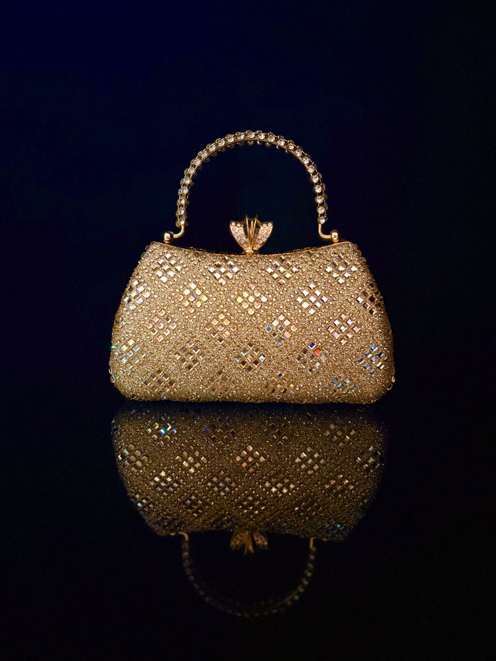 【邓等】2025新款钻包满钻斜挎福九宫格钻包新娘优雅满钻女包