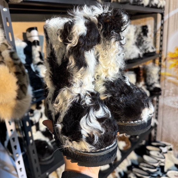 宝宝唛唛卷毛靴子加厚绒防滑