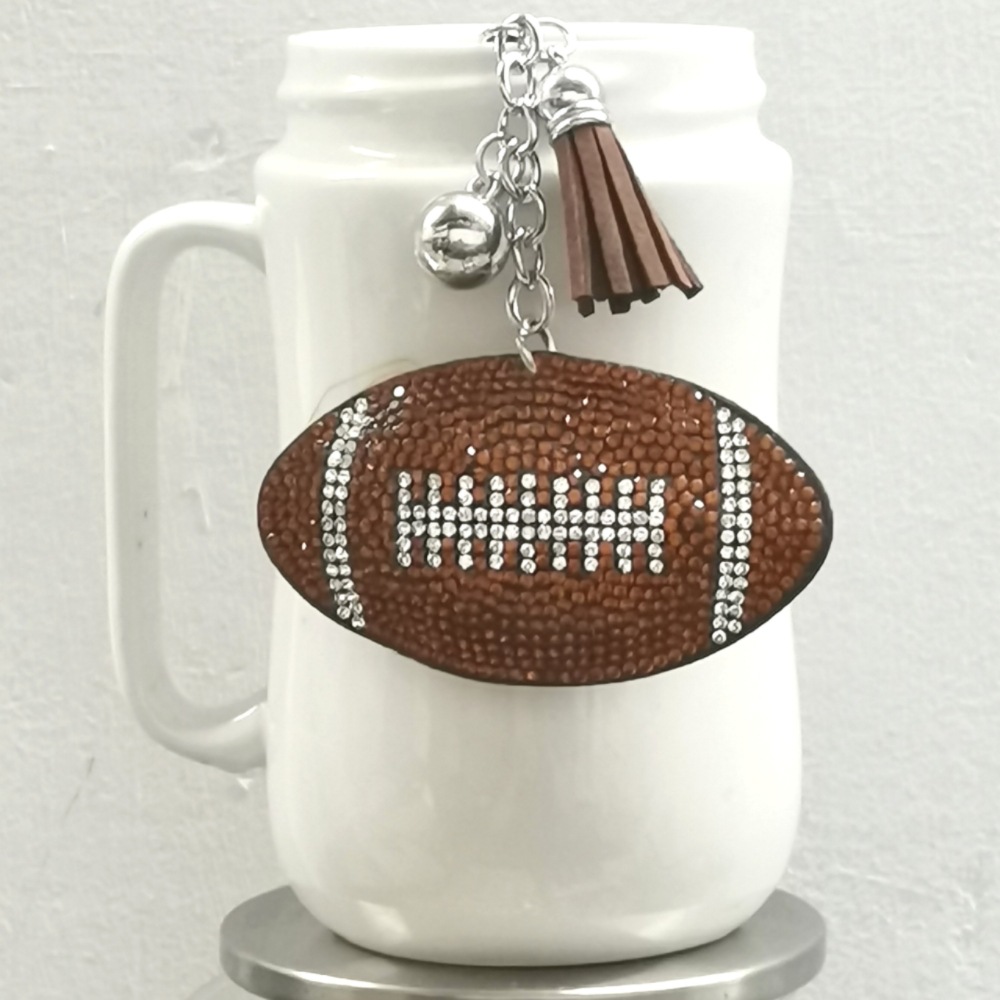 跨境创意运动会体育比赛小纪念品韩国绒烫钻篮球钥匙扣包包配件