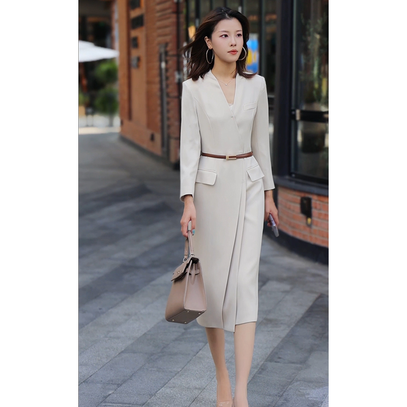 西装连衣裙女2026秋冬新款时尚气质高级感长款显瘦直筒裙Q8033