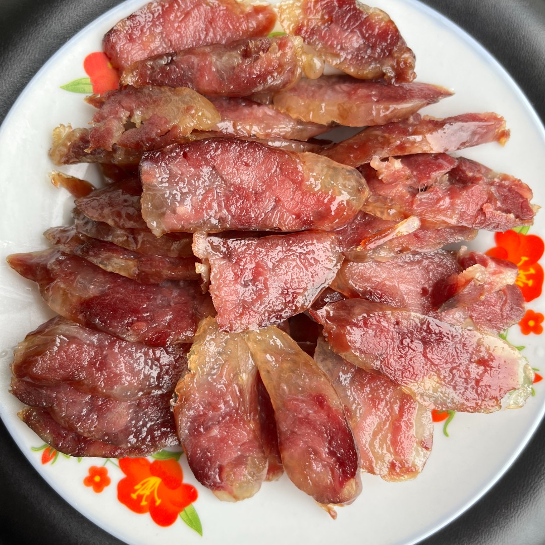 大别山岳西农家生态慢养黑毛土猪纯肉香肠3分肥7分瘦