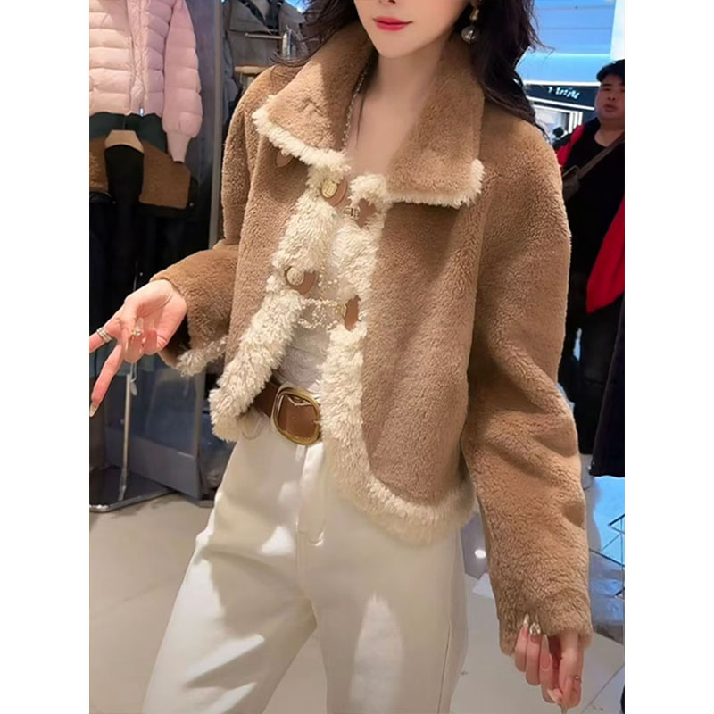 时尚轻奢气质撞色短款外套女装2025冬季新款显瘦百搭小众保暖上衣