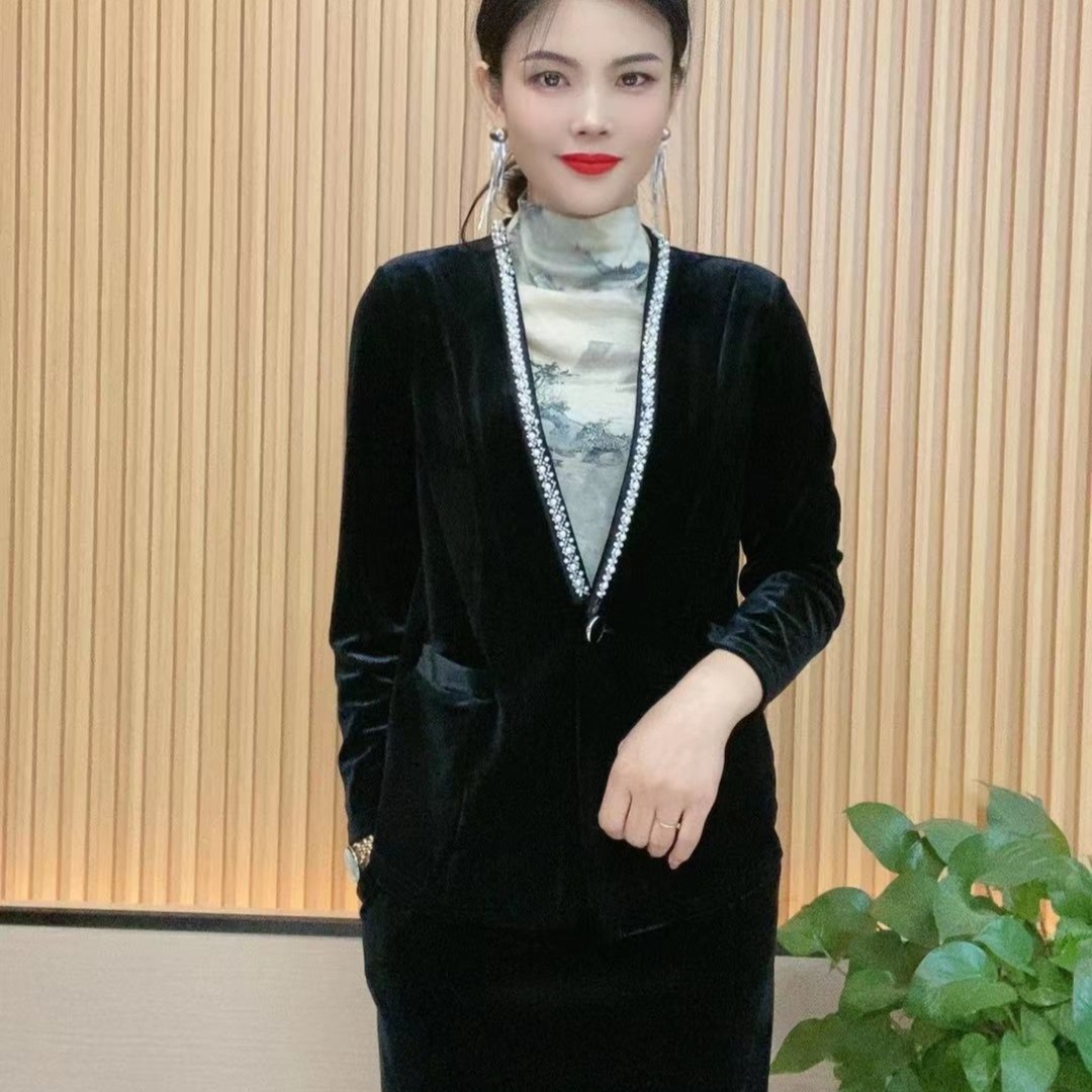 秋季新款时尚洋气黑色丝绒钉珠外套百搭气质修身一粒扣休闲西装