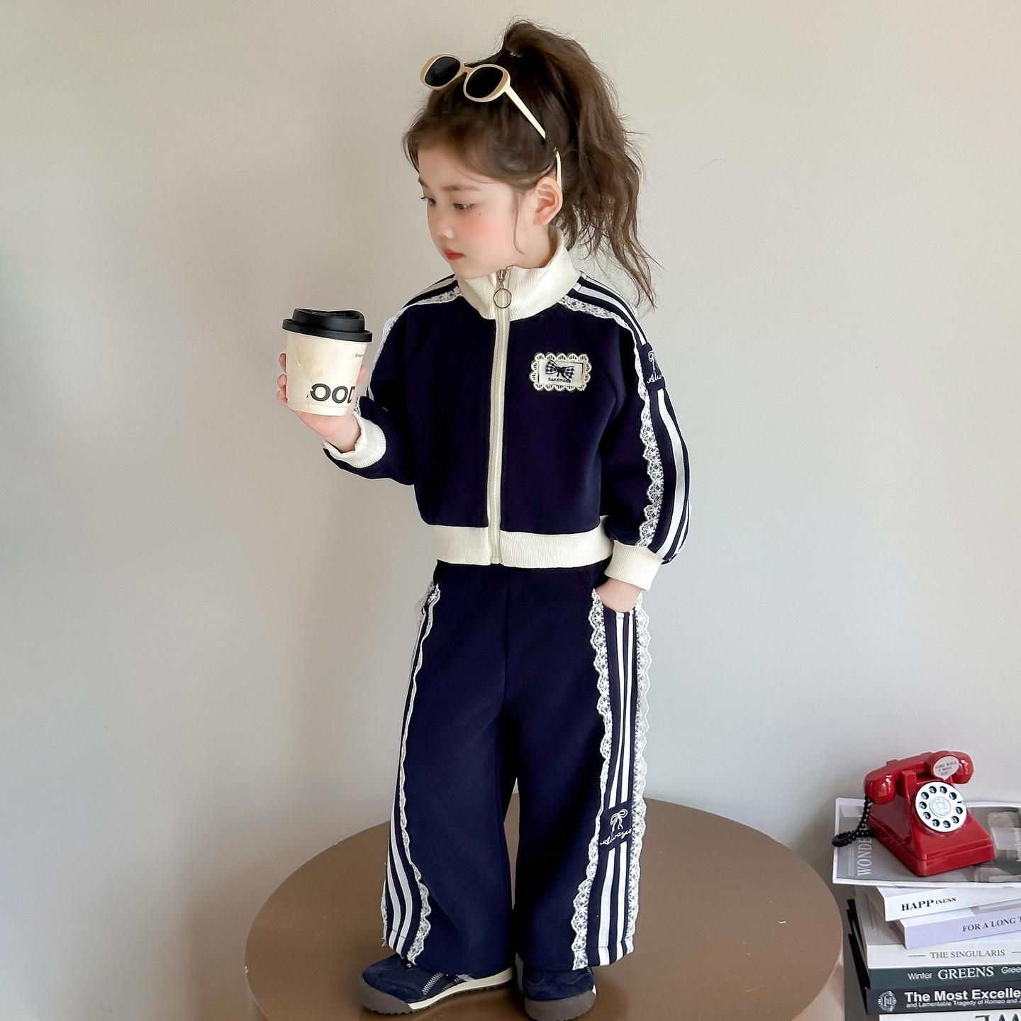 女童蕾丝花边拉条休闲套装秋季新款洋气时尚女宝宝甜美开衫两件套