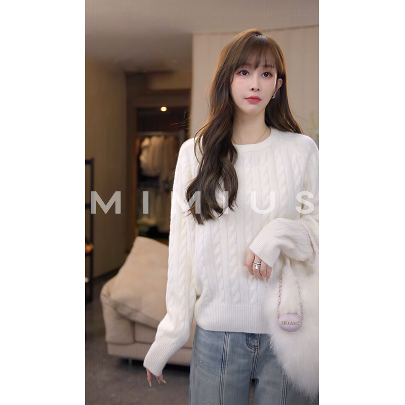【mimius】U 全羊毛绞花圆领小刺绣长袖毛衣 WG10127
