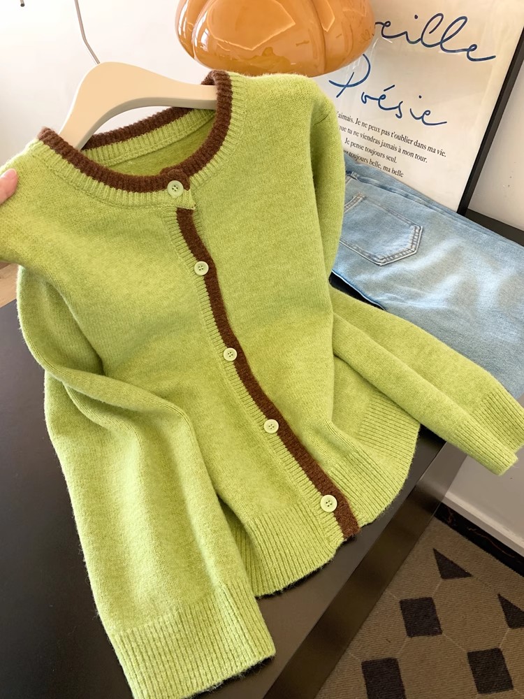 绿色长袖针织开衫毛衣外套女士2025新款撞色拼接早秋chic别致上衣