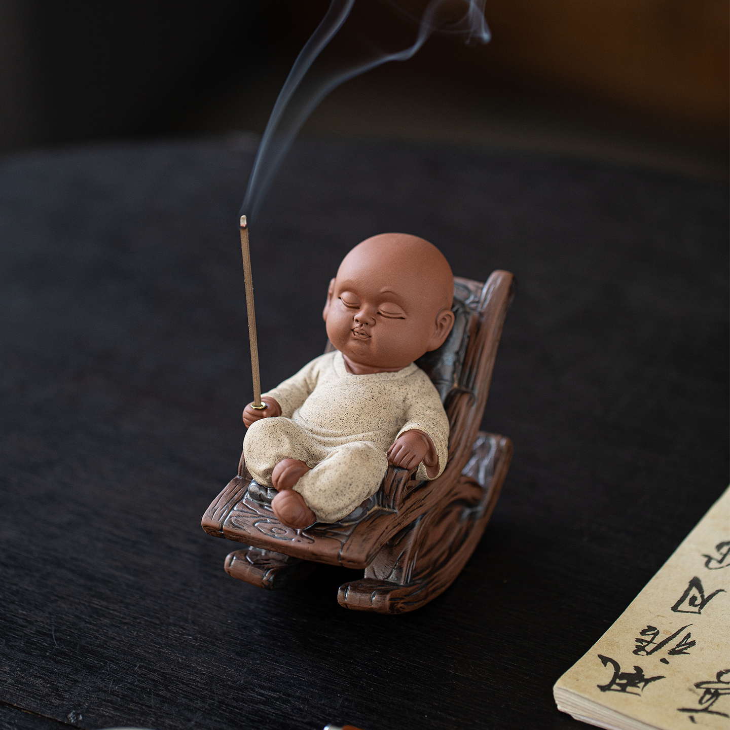 创意陶瓷摇摇椅小和尚线香炉香插香座檀沉香点香器茶室香薰炉摆件