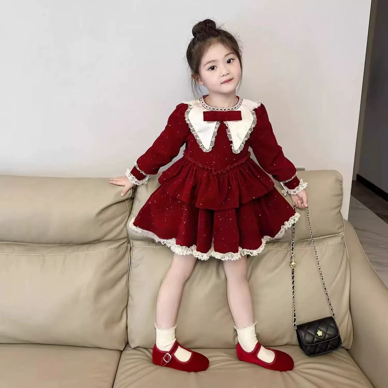 YeeHoO英氏【断码】高级感女童2025秋冬季新款中大童17岁女童连衣裙