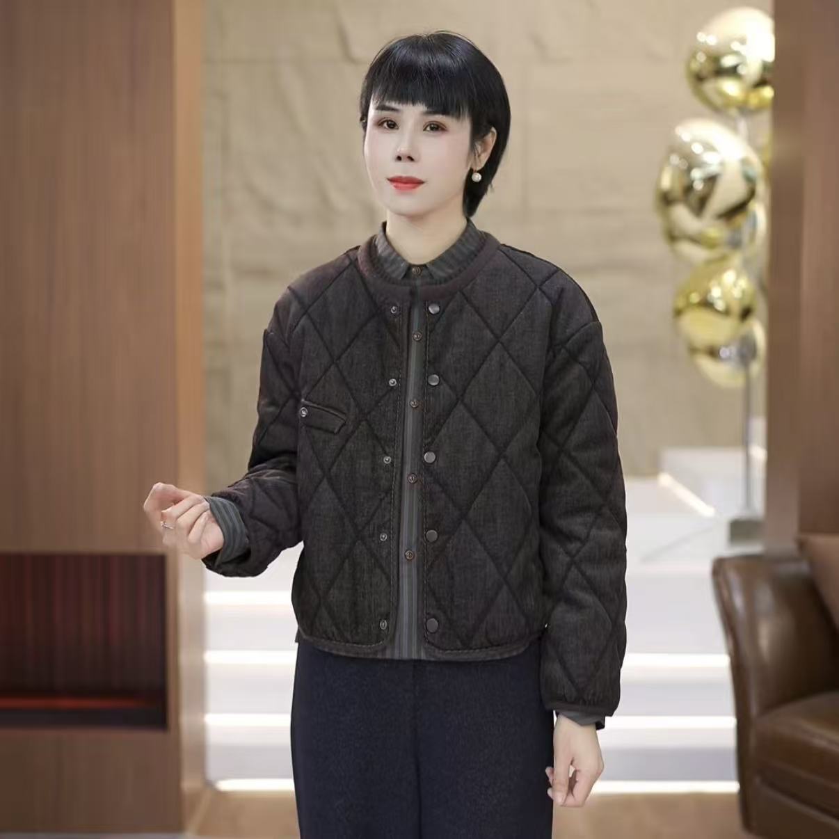 【渲渲推荐】QQ-901冬季休闲气质菱格外套棉服