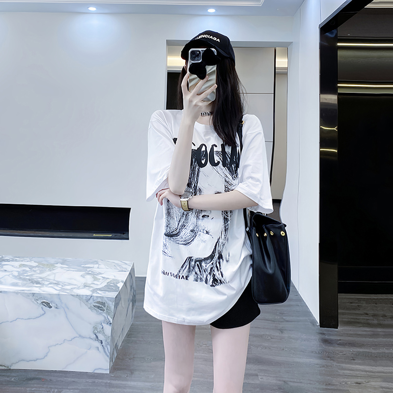 白色短袖女t恤夏季2025新款爆款宽松显瘦半袖高级小众不撞衫上衣