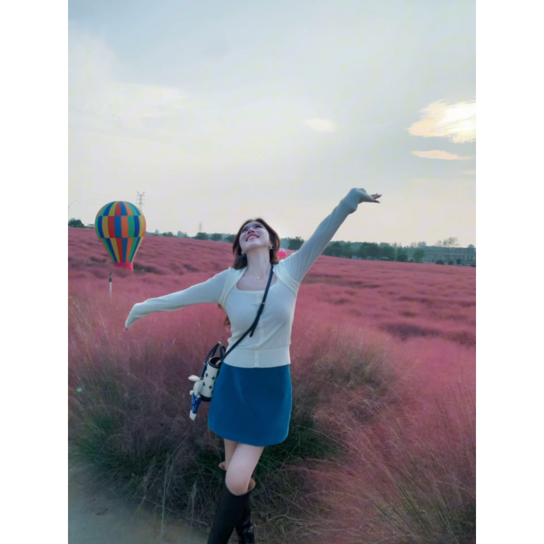 2025秋季韩系穿搭小香风短外套搭设计感上衣蓝色短裙温柔风三件套