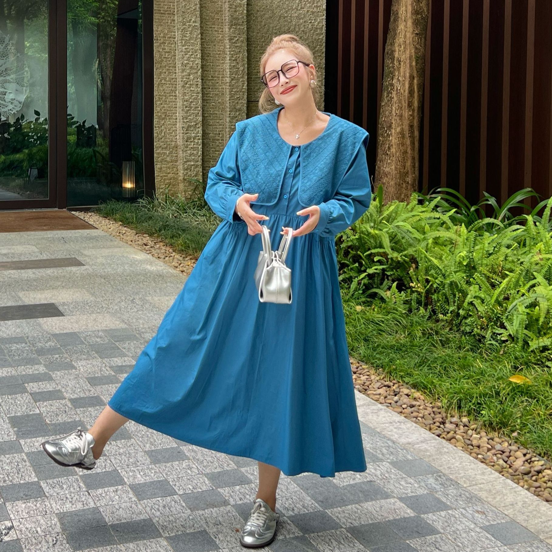 媛子大码法式文艺轻奢娃娃领连衣裙韩版宽松显瘦优雅气质时尚长裙