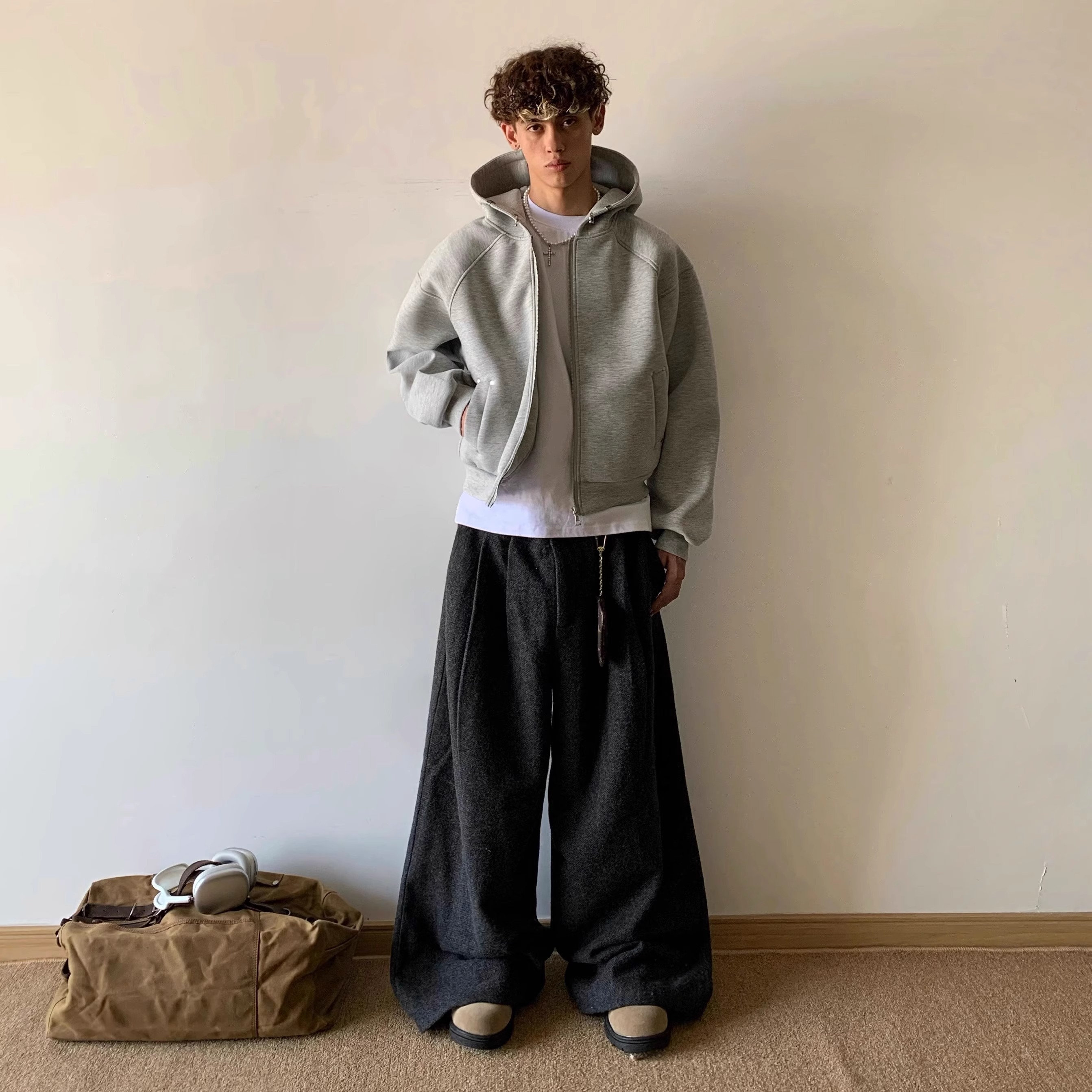 男士秋冬纯色连帽拉链长袖潮流宽松落肩袖免烫休闲百搭上衣卫衣