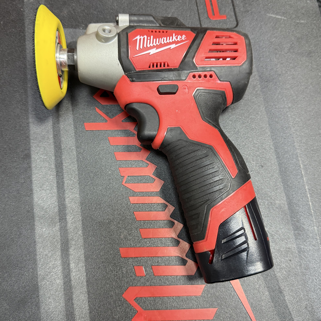 8成新  米沃奇m12抛光机打磨机12付打磨机电钻