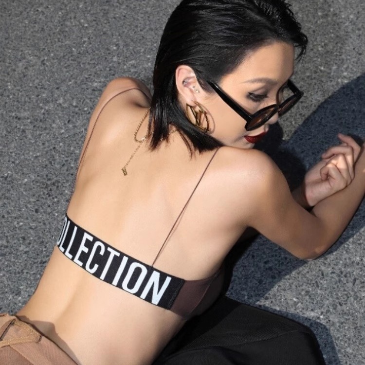 美背内衣女细肩带抹胸吊带小胸聚拢文胸一体2025新款爆款薄款裹胸