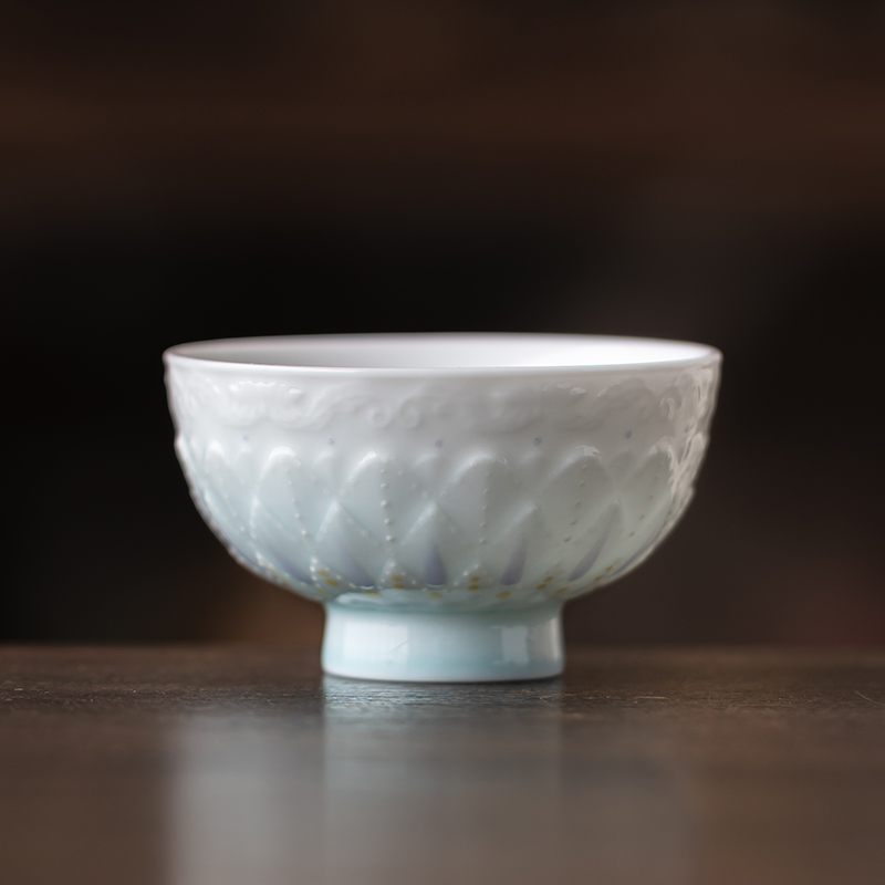 浮雕莲花主人杯 原创可发光杯子精致茶杯中式喝茶杯子高档